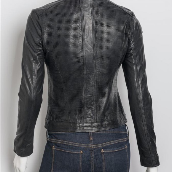 Andrew Marc - Picture 2 of 3